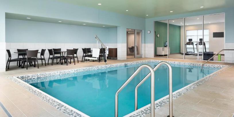 Hotel Holiday Inn Express & Suites Duluth North - Miller Hill, an IHG Hotel