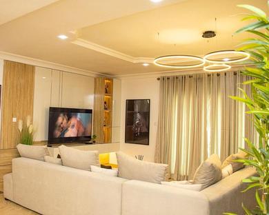 Luxury 2 bedroom apartment at Parkview Estate