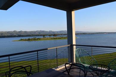 Апартаменты Puerto del Águila Departamentos sobre el Lago - The View Luxury Aparts