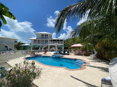 Hotel Ocean View with Pool, 4 bedroom Vila Near Key West
