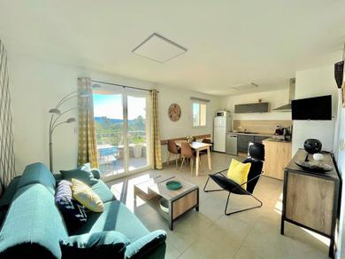 Apartments Bel appartement residence avec piscine commune a 900 metres de la plage N22