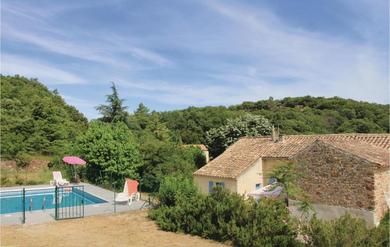 Holiday home Awesome Home In St, Julien De Peyrolas With 3 Bedrooms, Wifi And Outdoor Swimming Pool