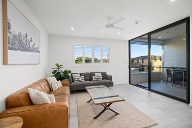 Apartments Rockpool 2 Sawtell Beach - Just steps to Restaurants and 2 min Stroll to Beach!
