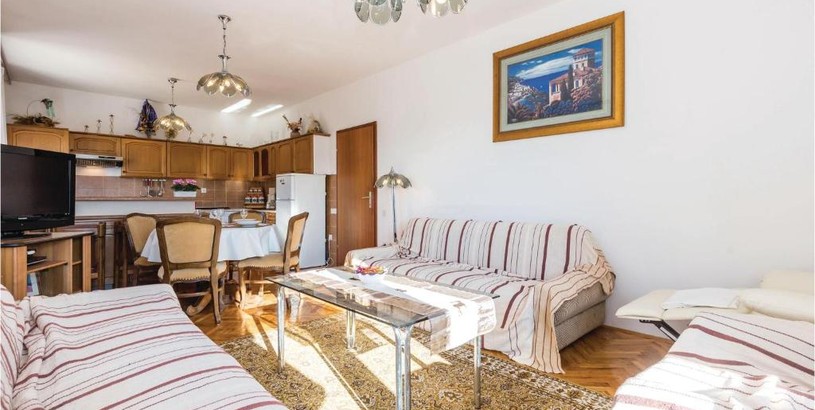 Apartments Beautiful apartment in Grizane with 2 Bedrooms and WiFi