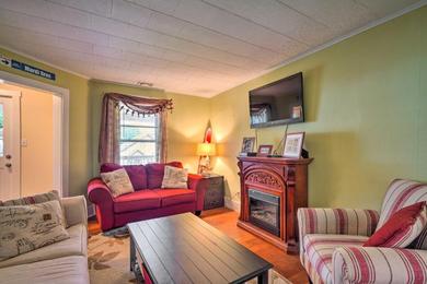 Holiday home Inviting Getaway with Chautauqua Lake Access!