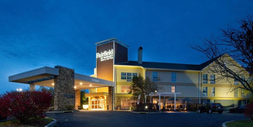 Отель Fairfield Inn & Suites Goshen Middletown