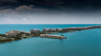 Resort Palm Beach Waterfront Condos - Full Kitchens!