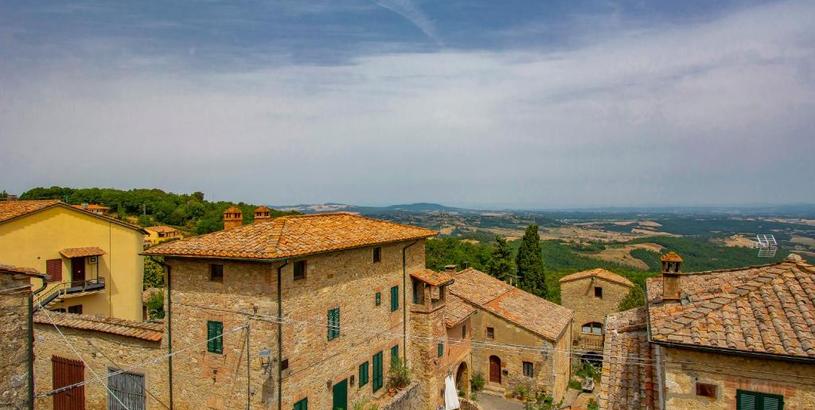 Apartments ALTIDO Lovely Flat for 4 in Tuscan village of Mensano