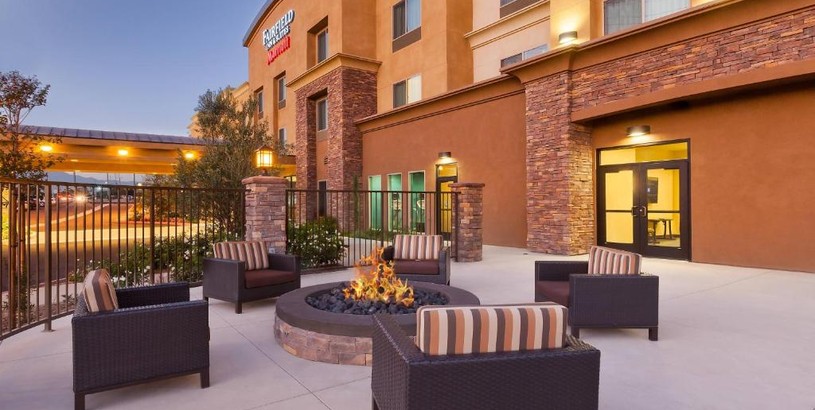 Отель Fairfield Inn & Suites Riverside Corona/Norco