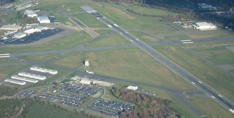 Mercer County Airport (BLF), Блюфилд, Соединенные Штаты