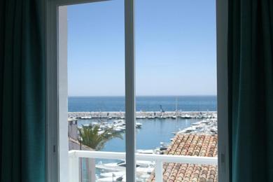 Апартаменты Luxury Holiday Apartment in Puerto Banus Marina with sea views