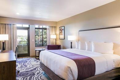 Отель Hotel Siri Downtown - Paso Robles