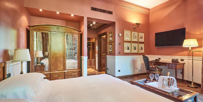 Отель Hotel de la Ville Monza - Small Luxury Hotels of the World