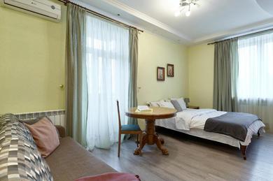 Apartments CENTER on Lesi Ukraiinky blvd 8-TWO SEPARATE BEDROOMS