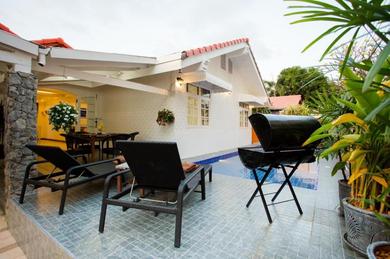 Villa Pattaya Tulips pool villa 250meter from beach