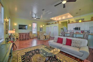 Apartments Charming DeFuniak Apartment in Historic Dtwn!
