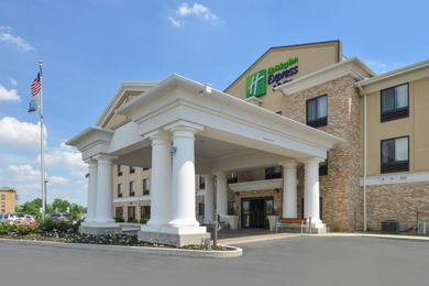 Hotel Holiday Inn Express & Suites Greenfield, an IHG Hotel