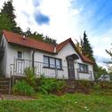 Дом отдыха Charming Bungalow in Tabarz Th ringer Wald with Garden
