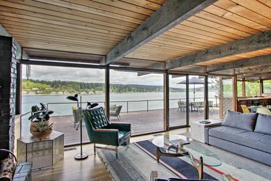 Дом отдыха Waterfront Port Orchard Home with Furnished Deck