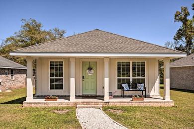 Holiday home Magnolia Springs Cottage about 16 Mi to Beaches!