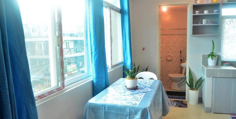 Хостел Spacious Cozy Room for Rent Near NAIA