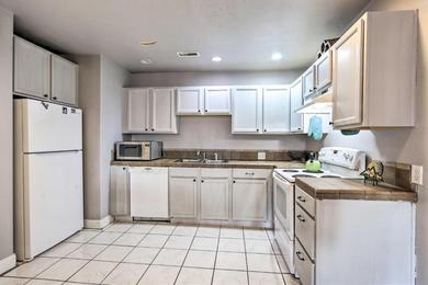  Cozy Grand Junction Apartment with Gas Grill!