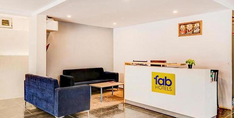 Hotel FabHotel BSR Inn