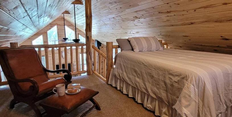 Holiday home Log Cabin Zion Retreat. Walking distance to East Zion Trails