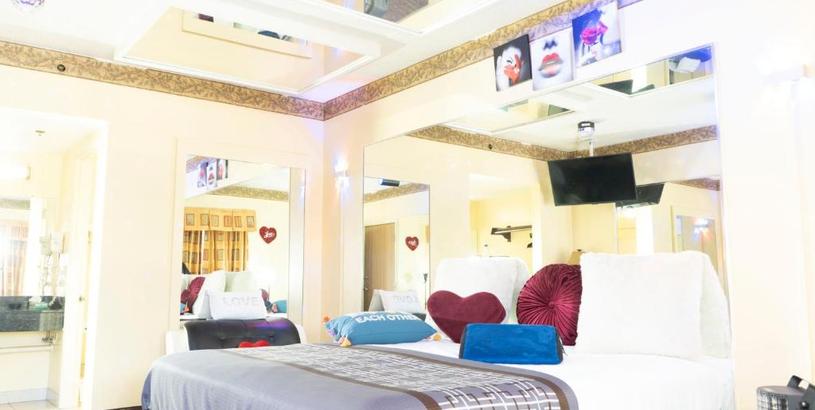Hotel Luxe Romantic Suites