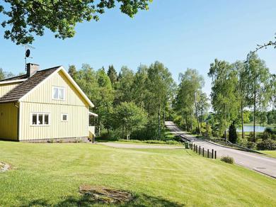 Holiday home 6 person holiday home in ULLARED