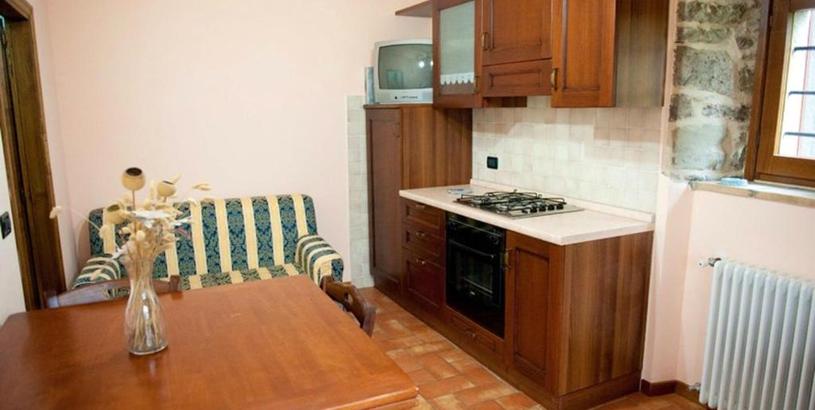 Апартаменты One bedroom appartement with shared pool enclosed garden and wifi at Caprese Michelangelo