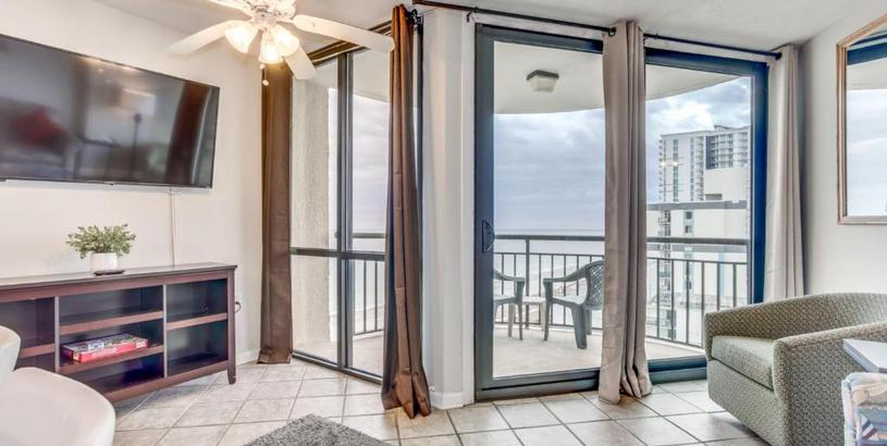 Apartments Ocean-view Condo in the Heart of Myrtle Beach