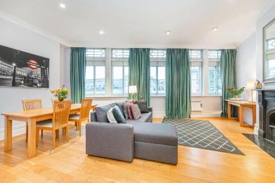 Apartments Modern 1BR apartment with terrace 3 mins from Trafalgar Square