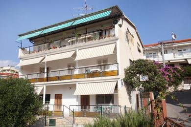 Apartments Apartment Trogir 15011c