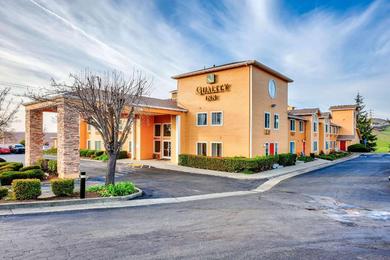 Отель Quality Inn near Six Flags Discovery Kingdom-Napa Valley