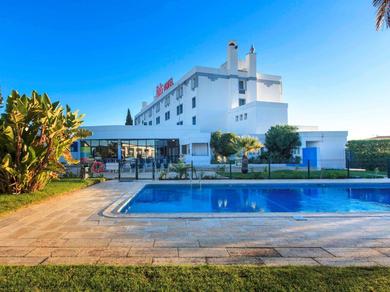 Отель Hotel ibis Faro Algarve