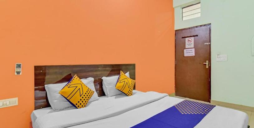 Hotel SPOT ON 72384 Sukun Palace