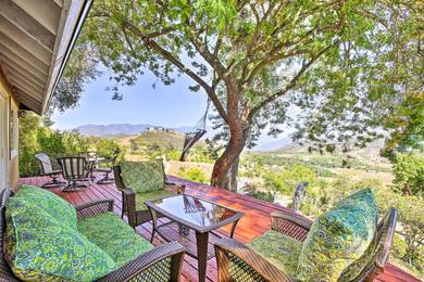 Holiday home Hilltop Home in Wine Country with Hot Tub and Views!