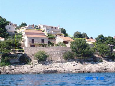 Guest house Apartments and rooms by the sea Puntinak, Brac - 12255