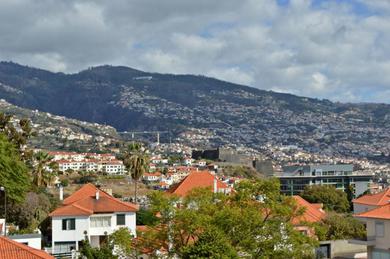 Apartments Apartment in the city of Funchal up 2 at 6 pers