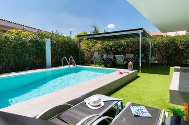 Holiday home Beach House with private pool in San Agustín ET2