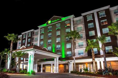 Отель Holiday Inn Hotel & Suites Lake City, an IHG Hotel