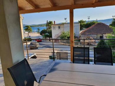 Apartments Apartment in Turanj with sea view, balcony, air conditioning, WiFi 5075-1