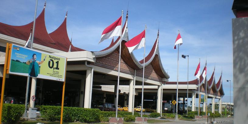 Аэропорт Табинг (PDG), Padang (Katapiang), Индонезия