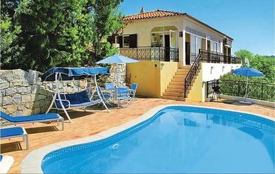 Дом отдыха Beautiful Home In S,brs De Alportel With 3 Bedrooms, Private Swimming Pool And Outdoor Swimming Pool