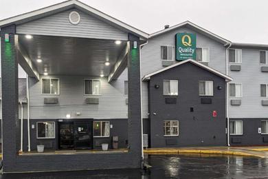 Отель Quality Inn & Suites Delaware