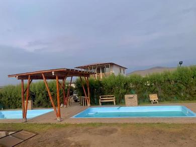 Hotel Casa de playa con piscina