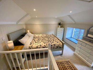  One Bedroom Cottage by Truabode Holiday Lets & Short Lets Perranporth With Parking & Wifi - Robin Cottage
