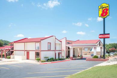 Motel Super 8 by Wyndham Kerrville TX