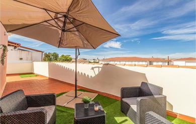 Apartments Stunning apartment in Alcala del Rio with 2 Bedrooms and WiFi